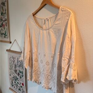 Sonoma. Large. Cream Eyelet Women's Blouse.